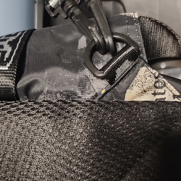 Mulit-Functional Sling Backpack - Picture 10 of 16